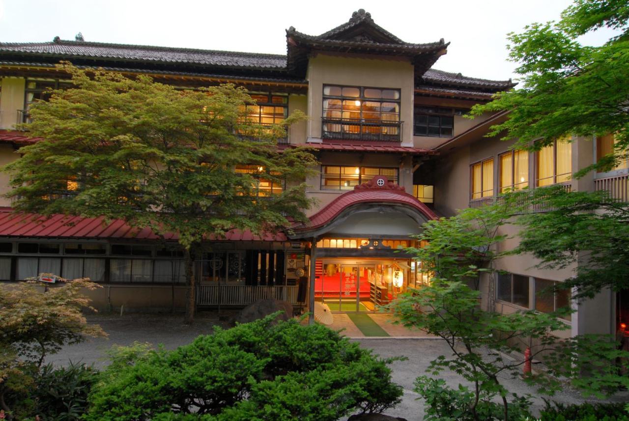 鉛温泉 藤三旅館 花巻市 エクステリア 写真