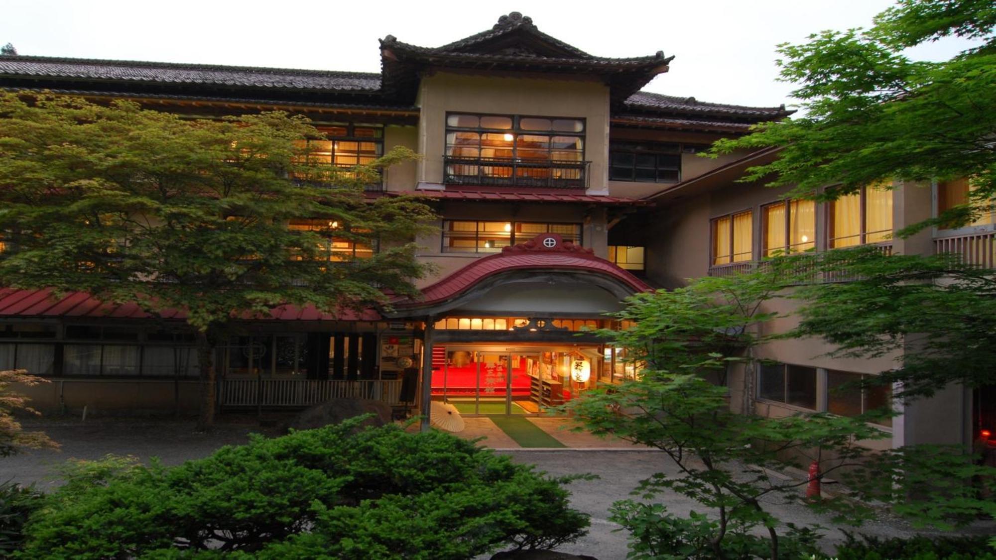 鉛温泉 藤三旅館 花巻市 エクステリア 写真