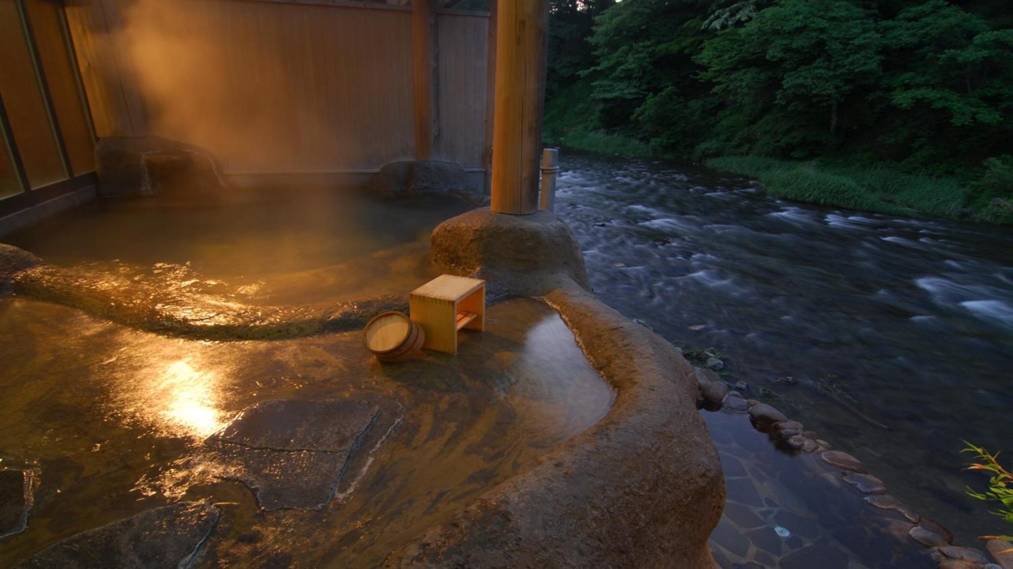 鉛温泉 藤三旅館 花巻市 エクステリア 写真